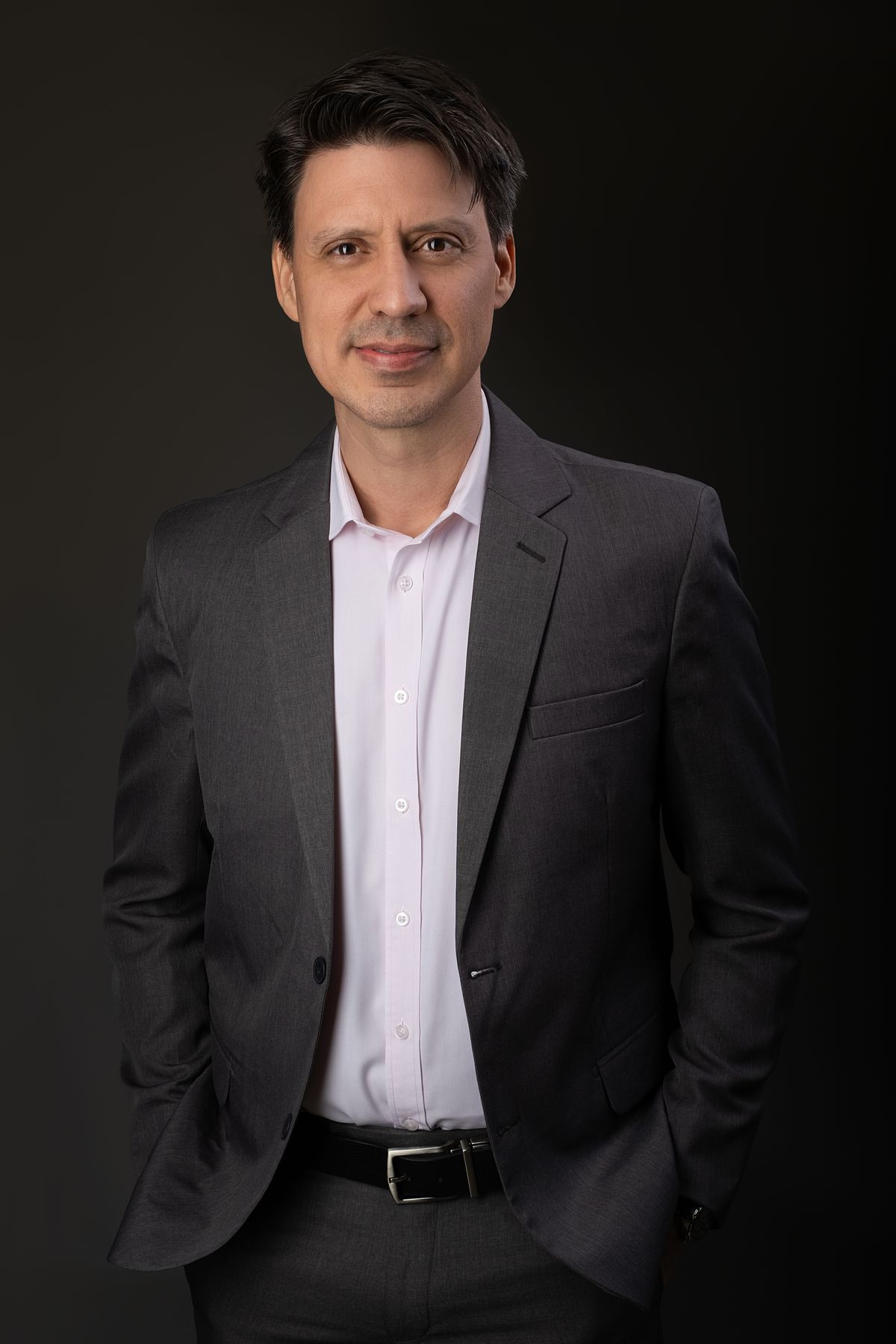 Dr. Gustavo